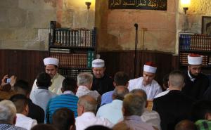 FOTO: AA /  bajram-namaz u Bajrakli džamiji u Beogradu